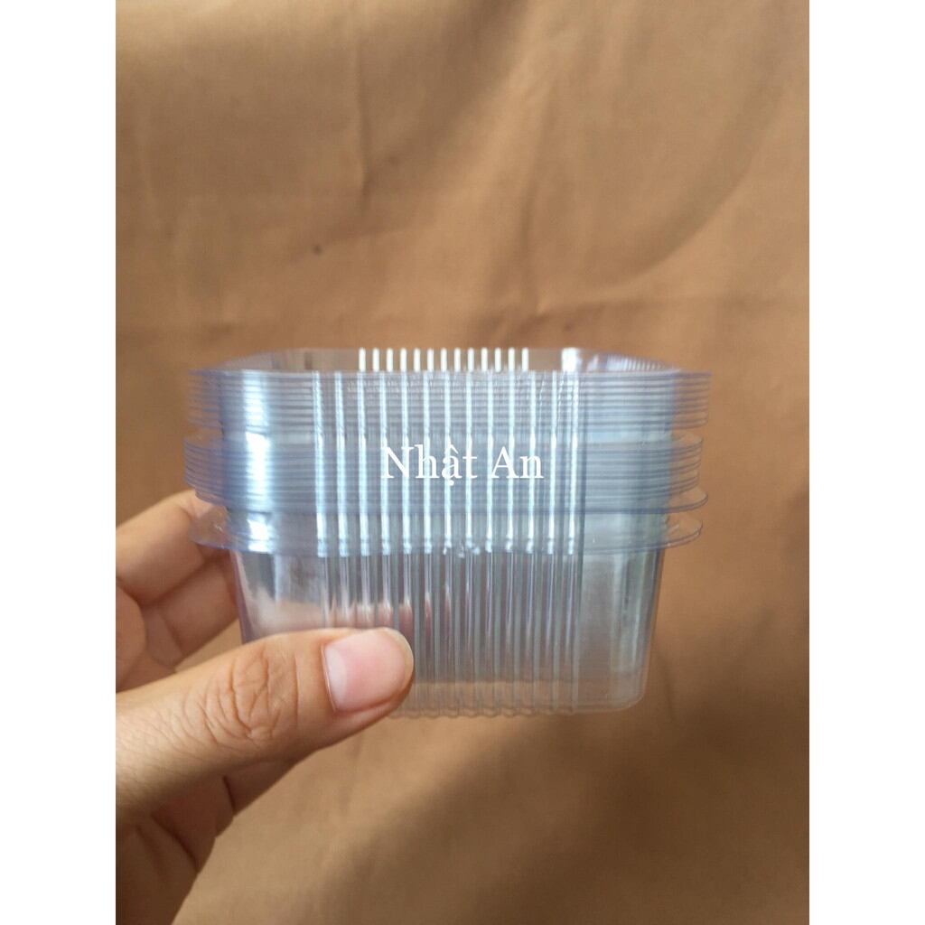 50 khay số 9 đựng bánh trung thu 150g.