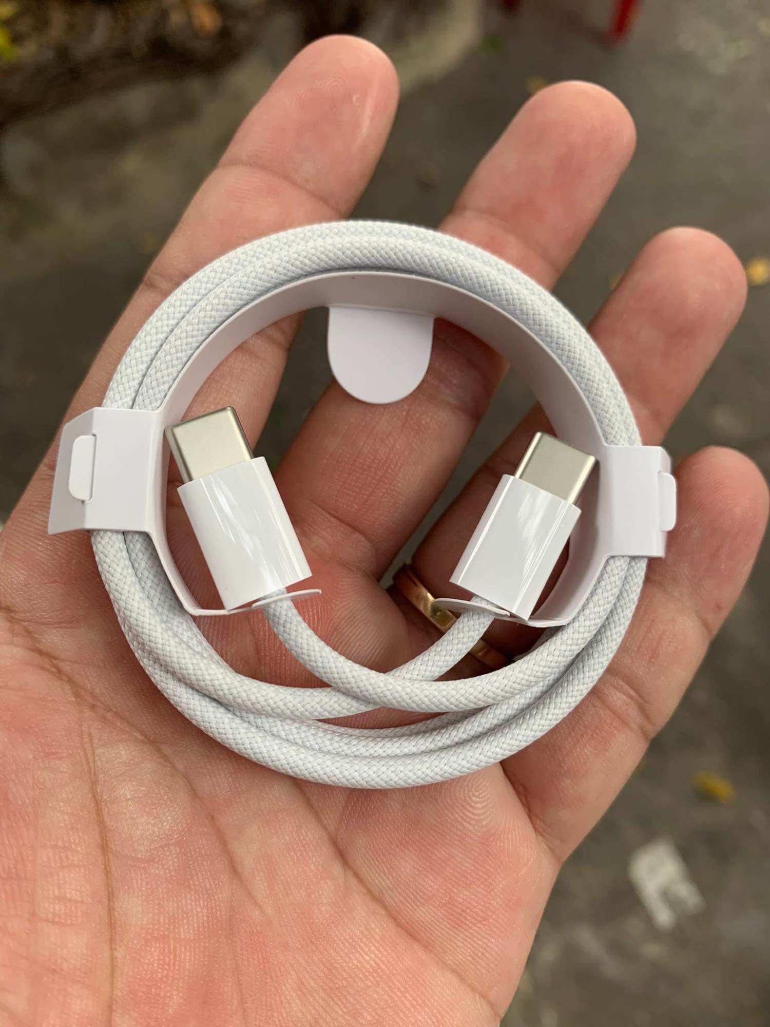 Cáp sạc nhanh C to C theo máy 15