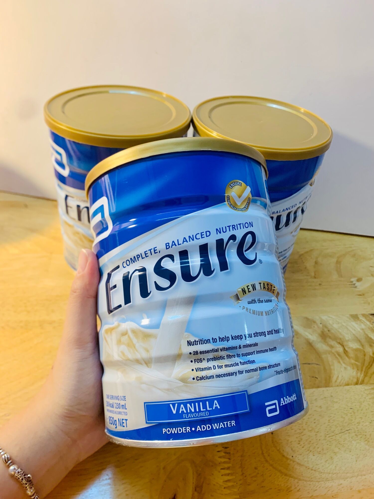 [Mẫu mới] - Hộp Sữa Bột Ensure Úc 850g