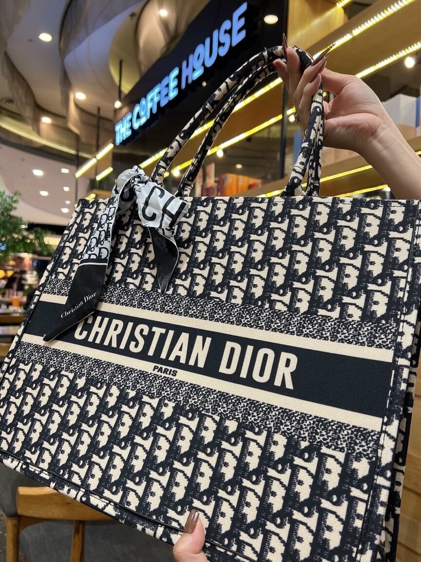 Túi công sở thổ cẩm size 41 tặng kèm lụa