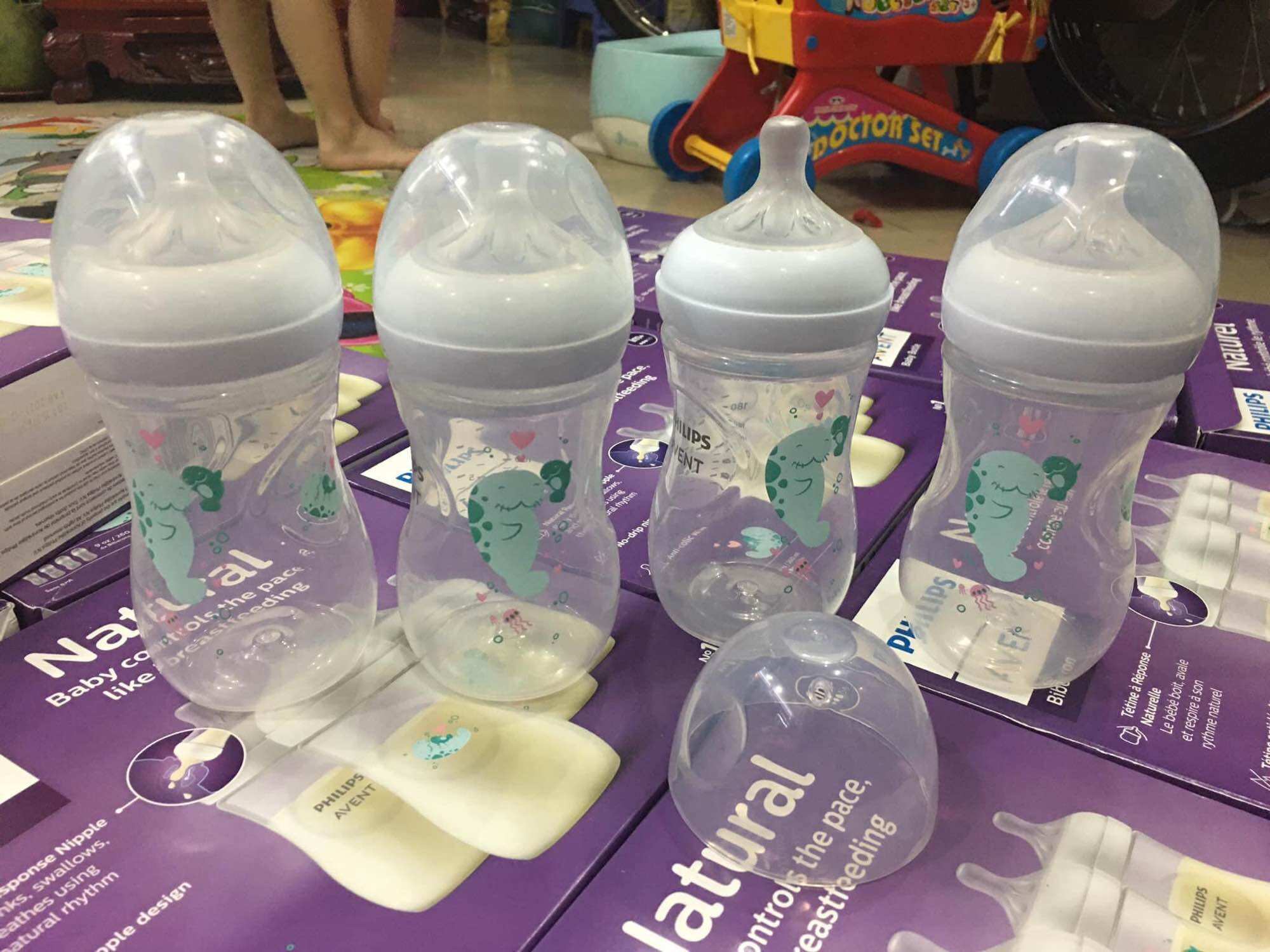 Bình sữa avent 260ml không núm