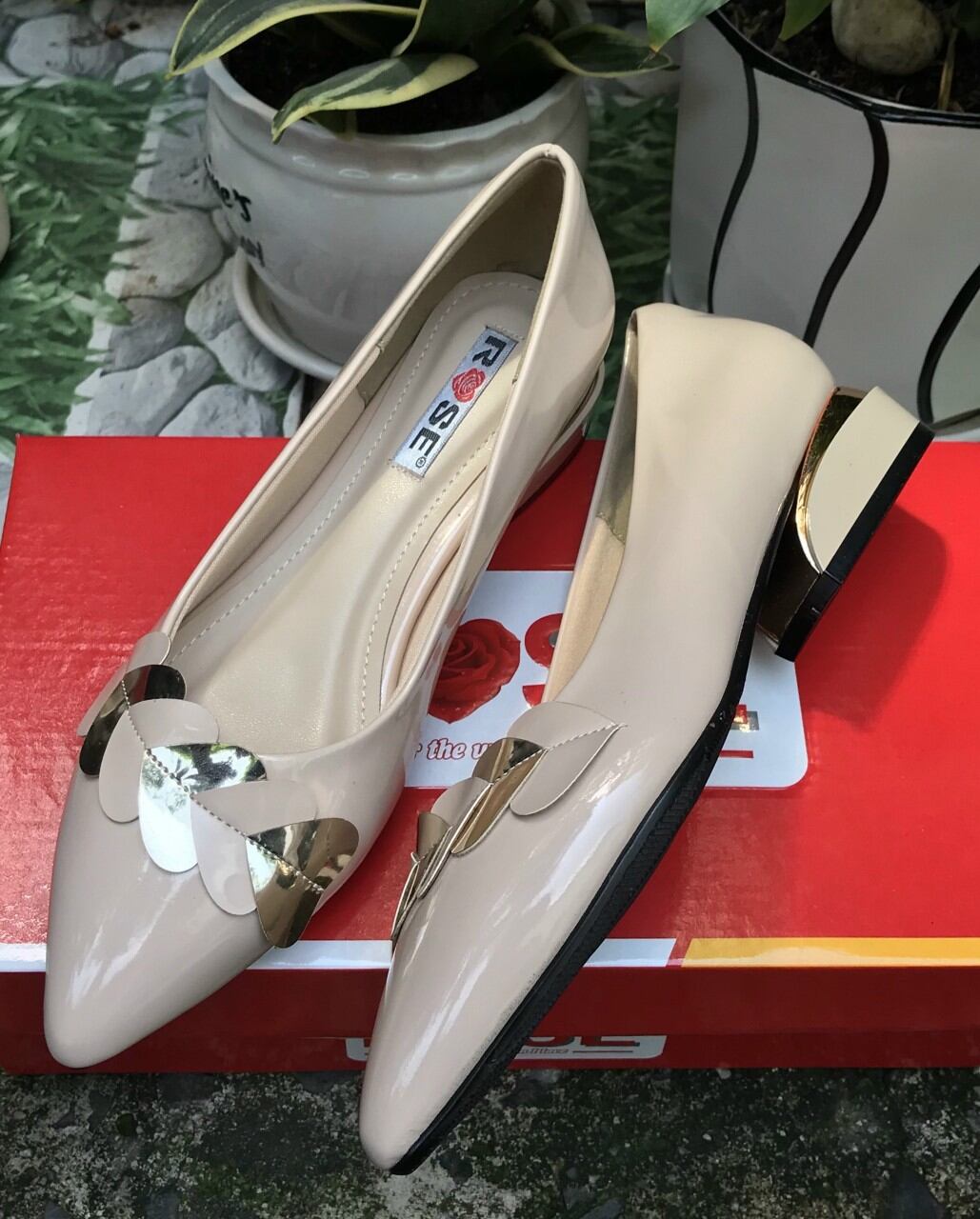 Giày bệt gót nhọn Rose RS135