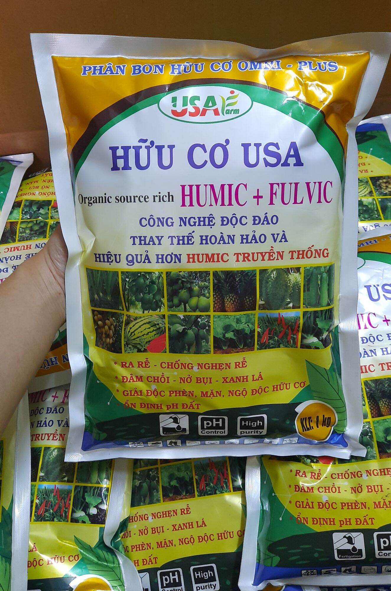 HUMIC FULVIC HỮU CƠ USA GÓI 1KG sử dụng 1000L nước - PHÂN BÓN DẠNG VẢY MỎNG CAO CẤP KÍCH THÍCH RỄ PHÁT TRIỂN MẠNH, XANH LÁ, TĂNG TRƯỞNG NHANH