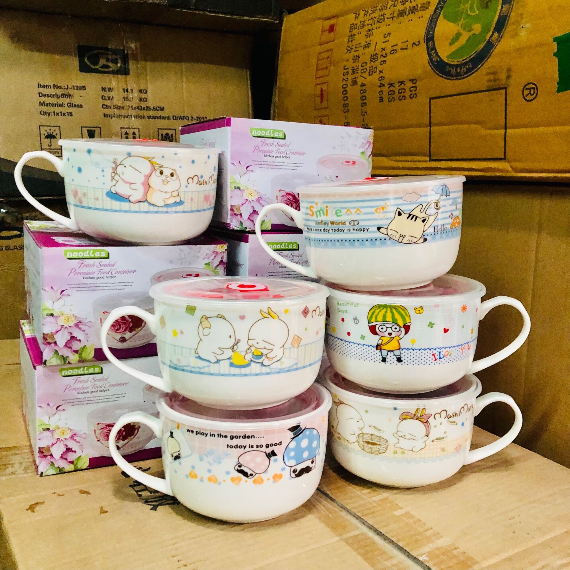 Ca Sứ Ăn Mì Tiện Dụng (Hình Ngẫu Nhiên)