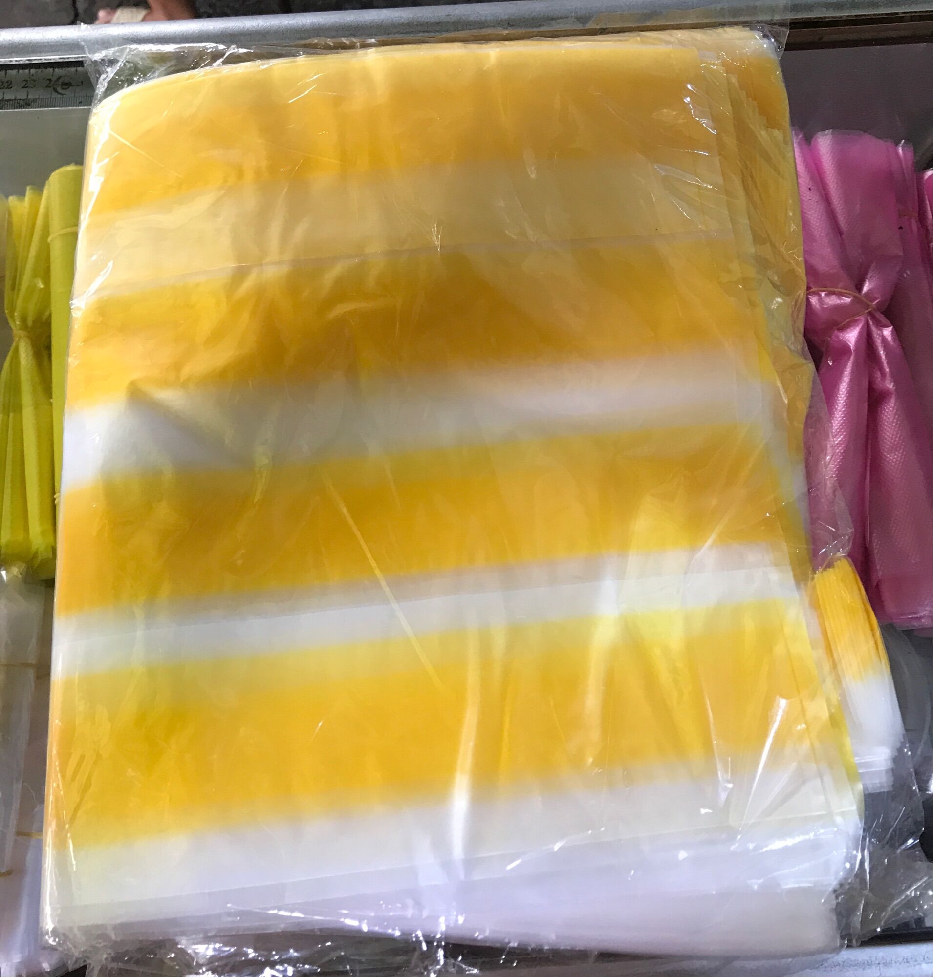 (Thick type) 1KG THICK STRIPED BAG HOLDS FROM 3-5kg