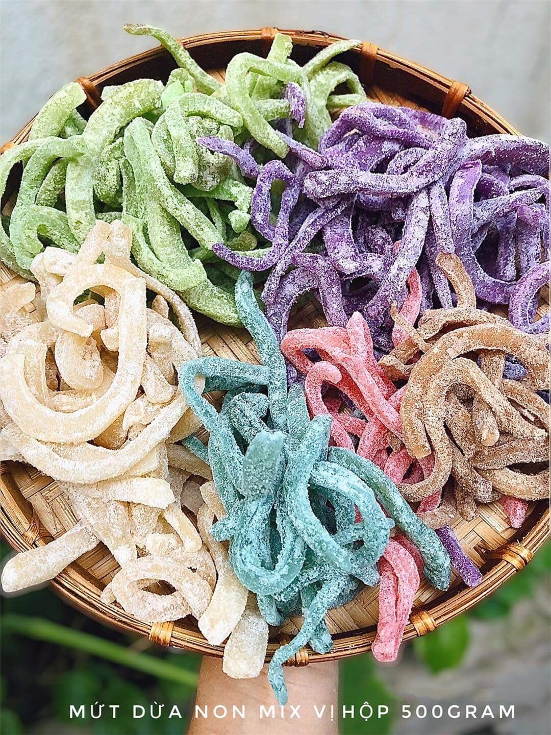 MỨT DỪA NON SỢI NGŨ SẮC 500gr