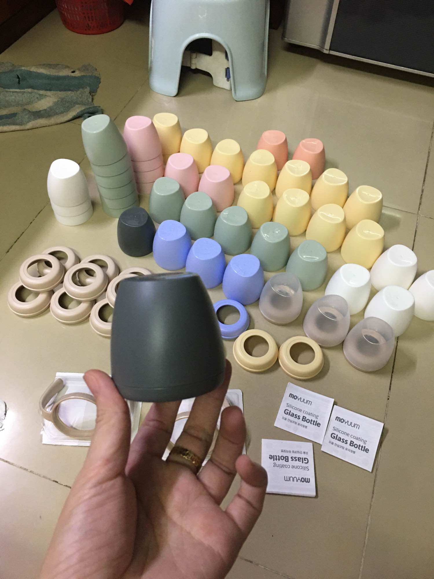 Cổ nắp bình sữa moyuum