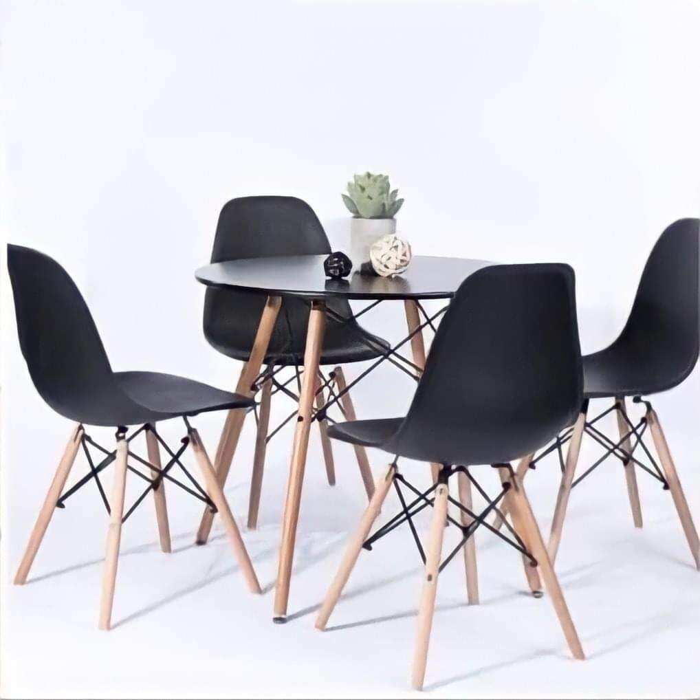 Bộ bàn ghế Eames 1 bàn 4 ghế