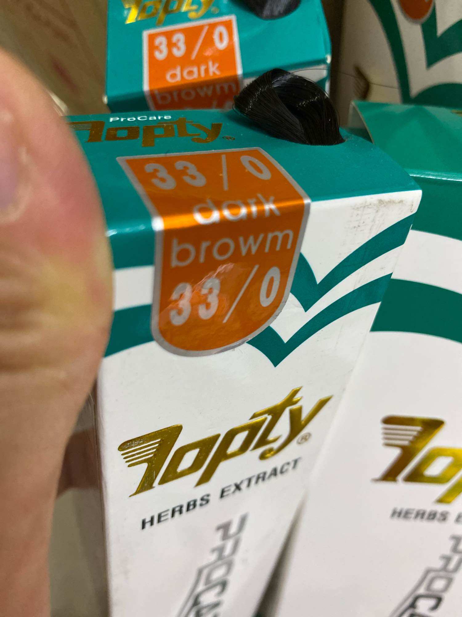 Nhuộm TOPTY màu Nâu tự nhiên 55/0 phủ bạc bộ kèm bao tay và Oxy trợ nhuộm