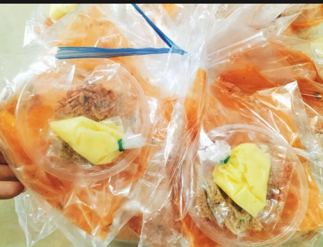 Bánh tráng dẻo tôm bơ,  hành phi thơm ngon