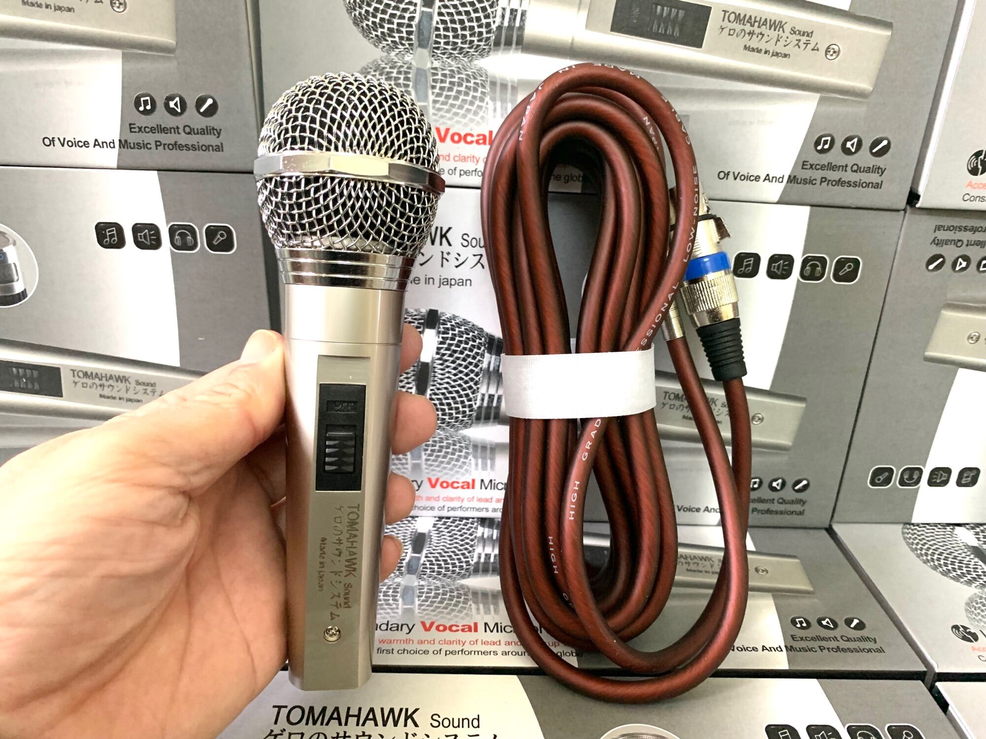 Micro Tomahawk- Made in japan tiếng cực hay