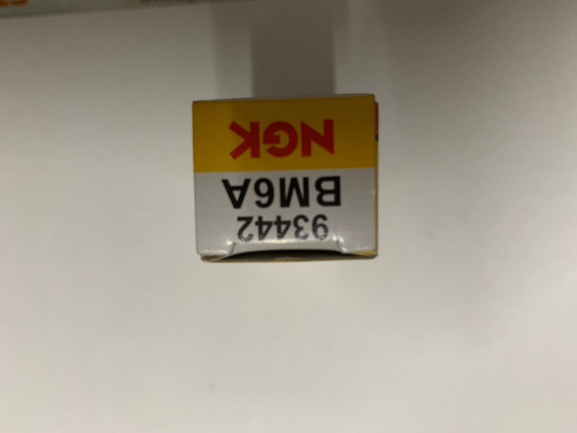 Bugi 2T NGK Nhật Bản (dành cho máy cưa và cắt cỏ)