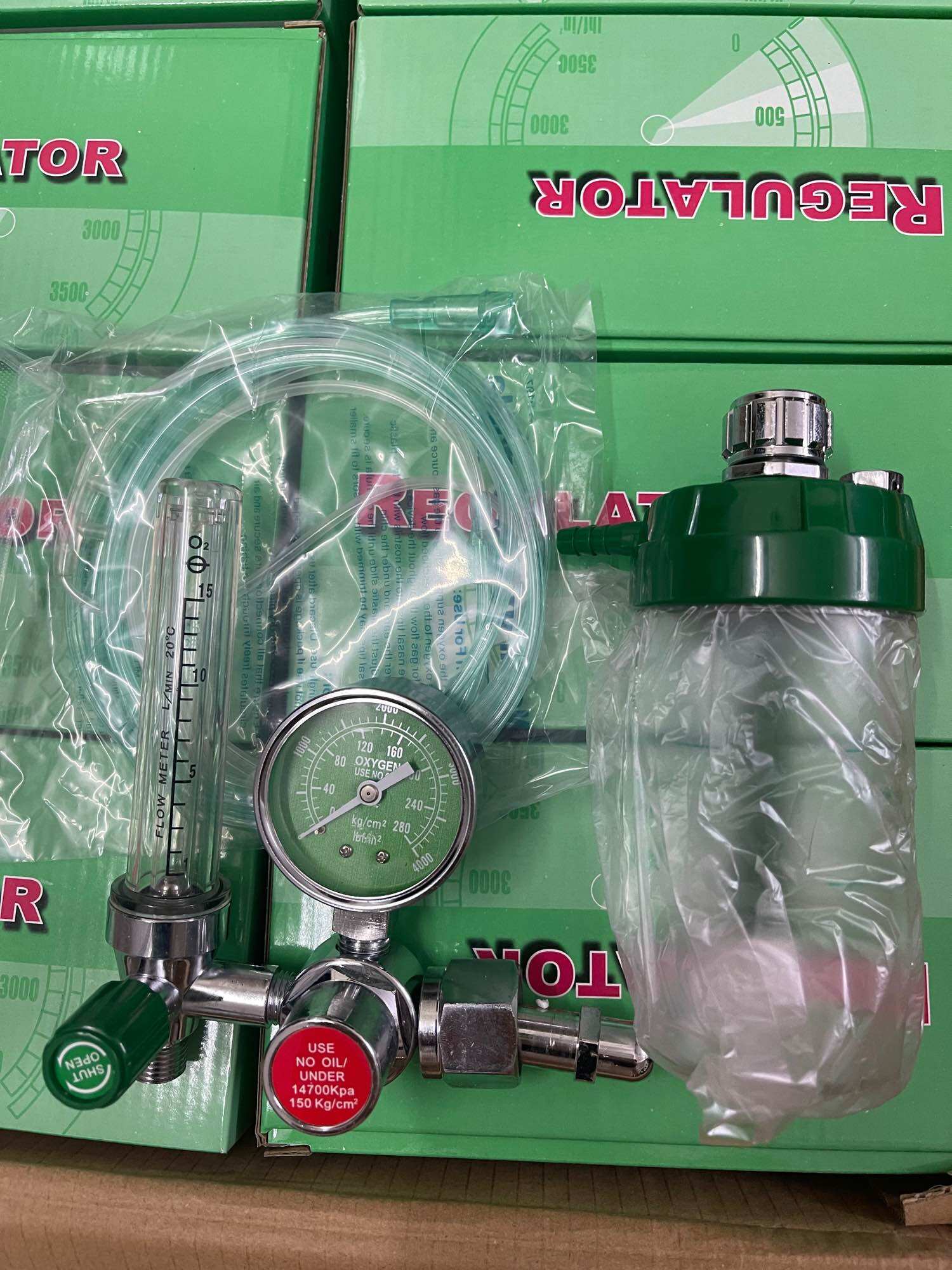 Đồng hồ oxy y tế đo áp suất bình khí Regulator