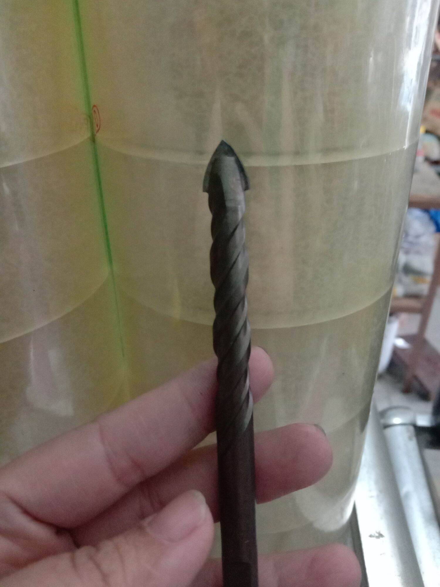 1 cái mũi khoan đa năng Waves