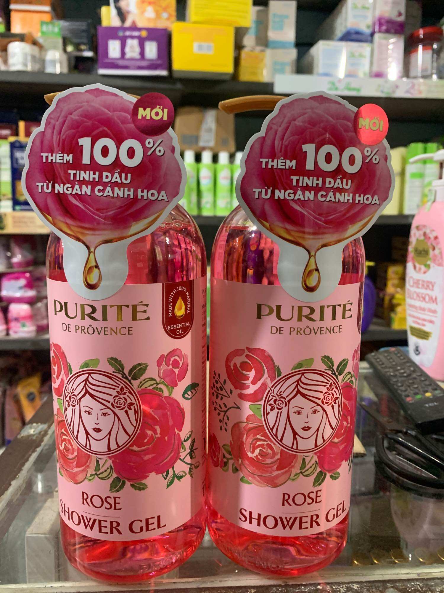 Sữa tắm mềm mịn Purité hoa hồng 1100ml