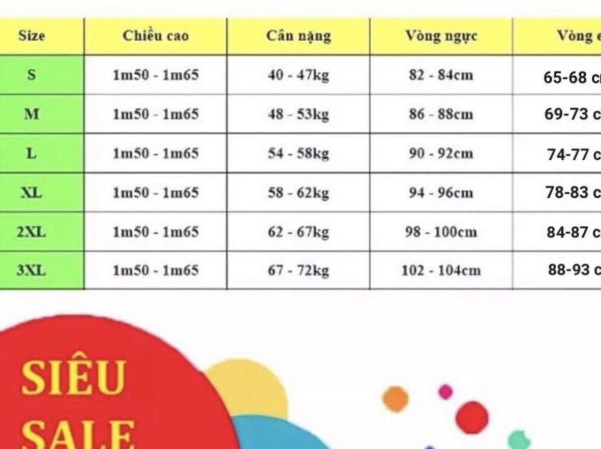 Áo dài đỏ Tây thi tay phồng đính hoa
