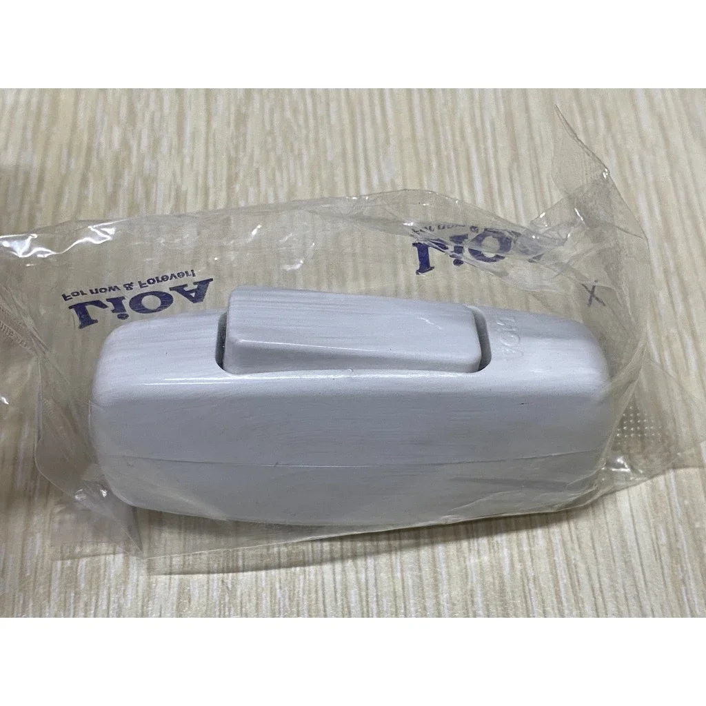 Công tắc quả nhót, công tắc treo Lioa 10A