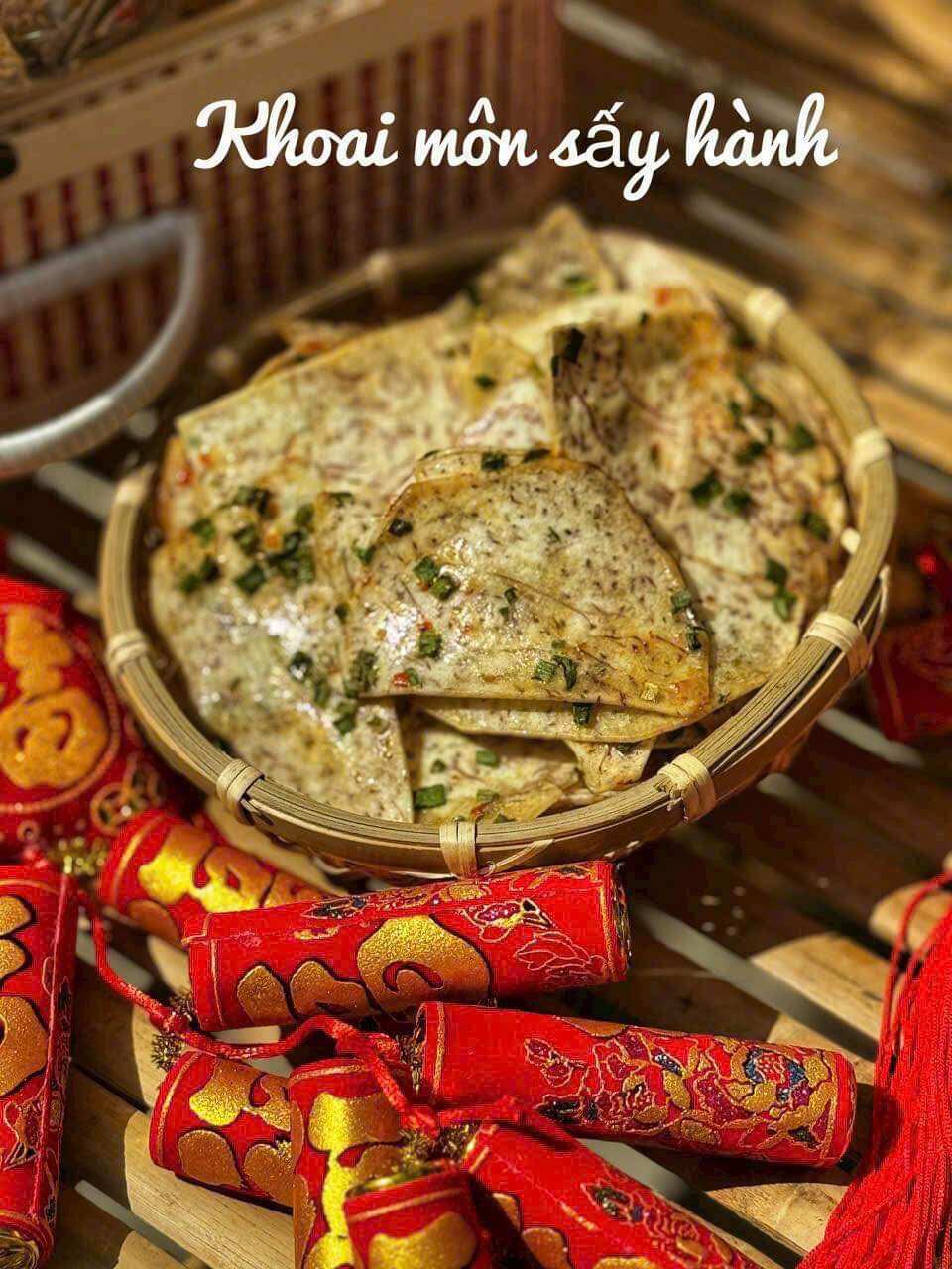 Khoai môn sấy mắm hành