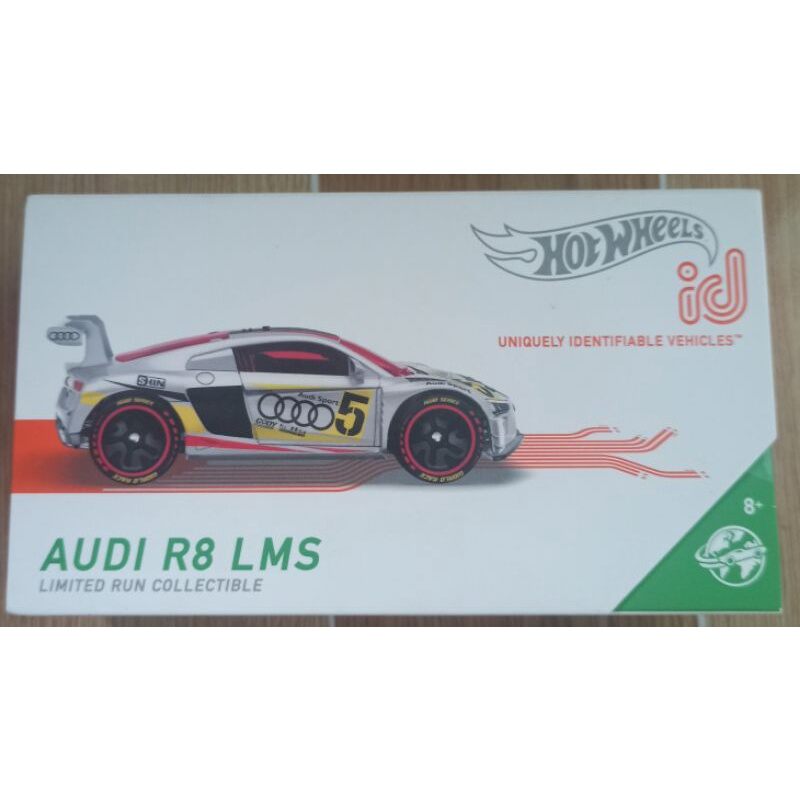 Xe mô hình hotwheels id: audi R8