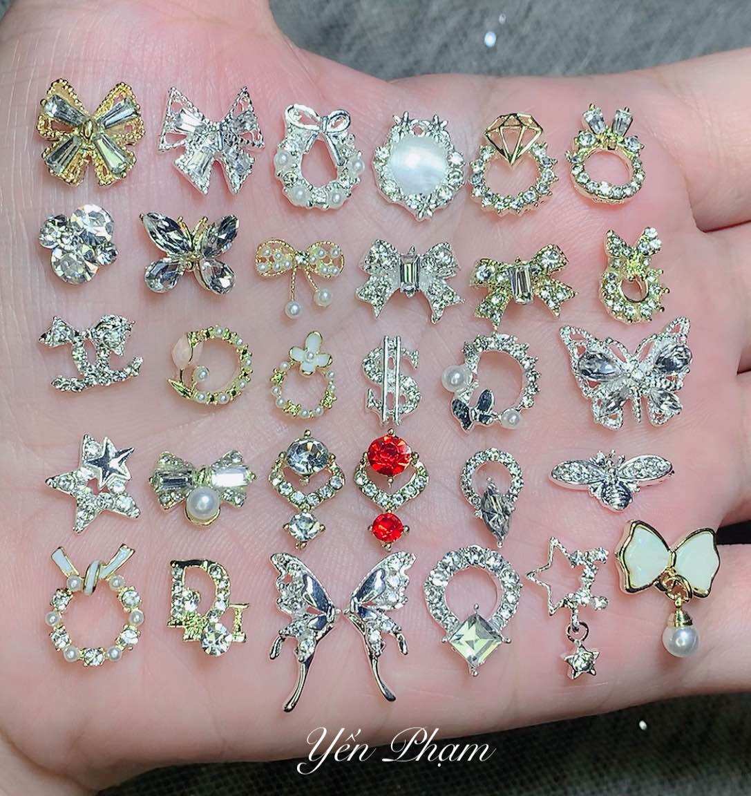 Charm kiểu siêu xinh trang trí móng tay( giá 1 charm)
