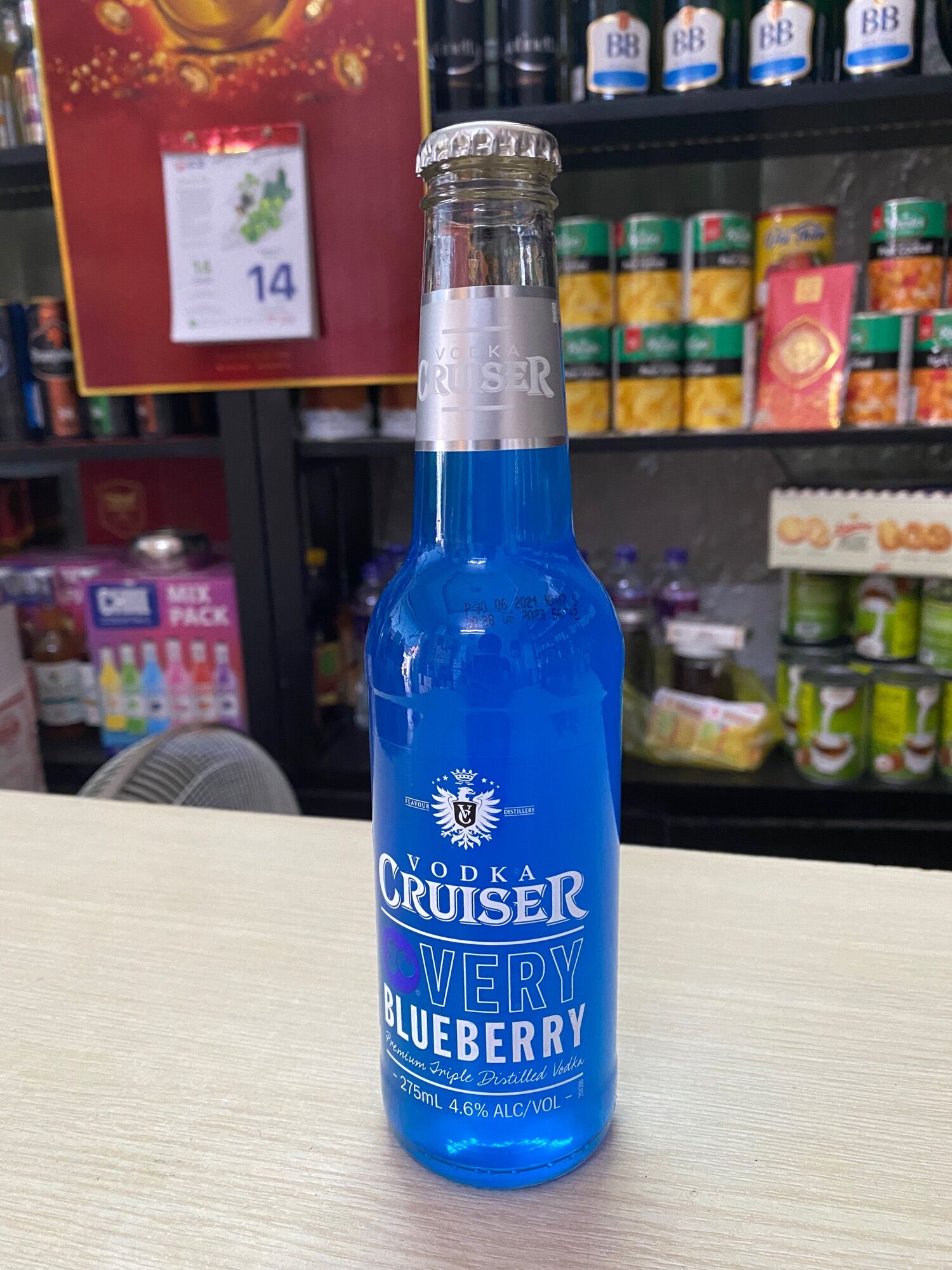Vodka Cruiser Overy Blueberry 4,5% 275ml-Vị Việt Quất- Date 28.06.2023