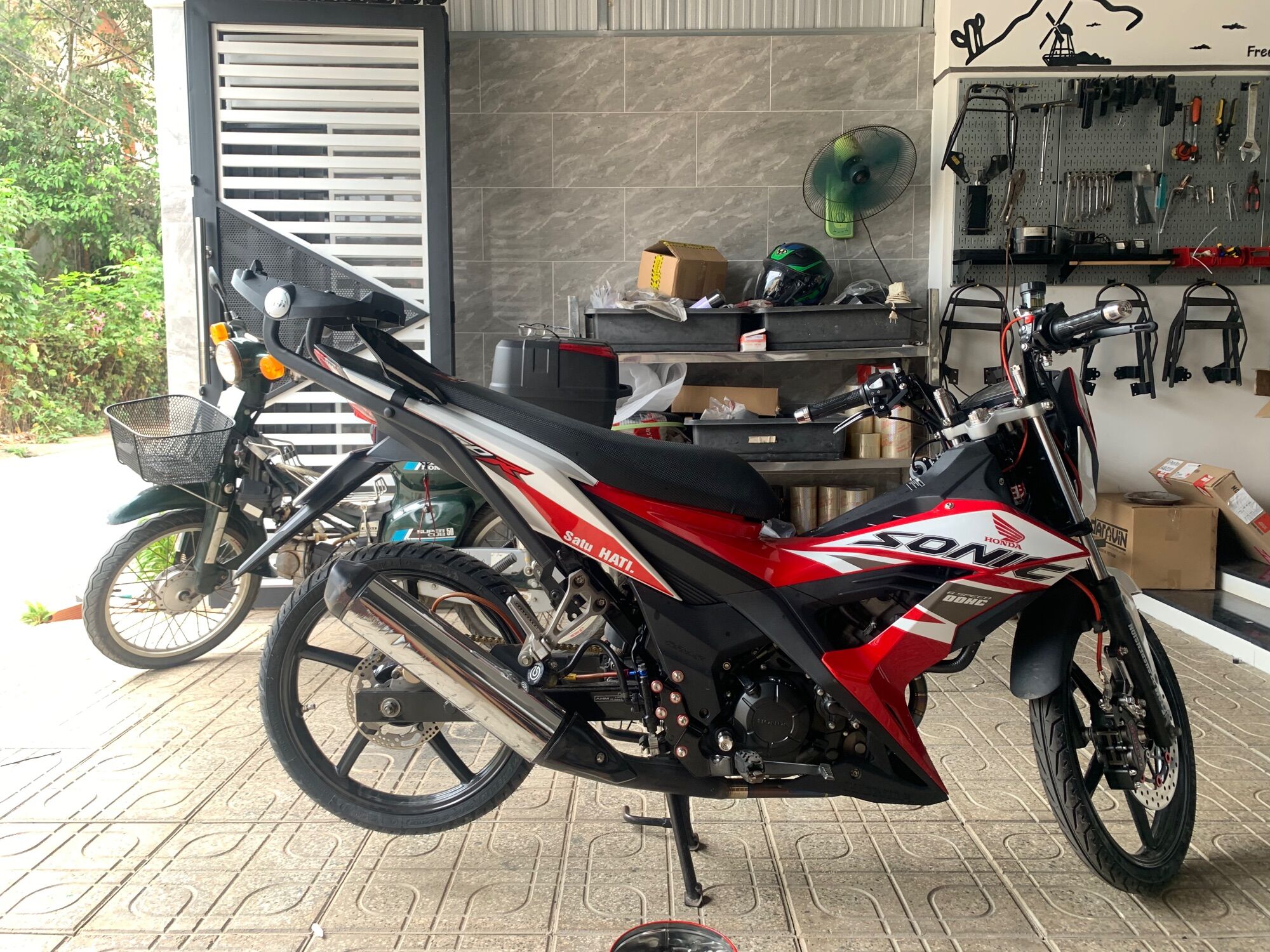Baga Givi HRV Sonic