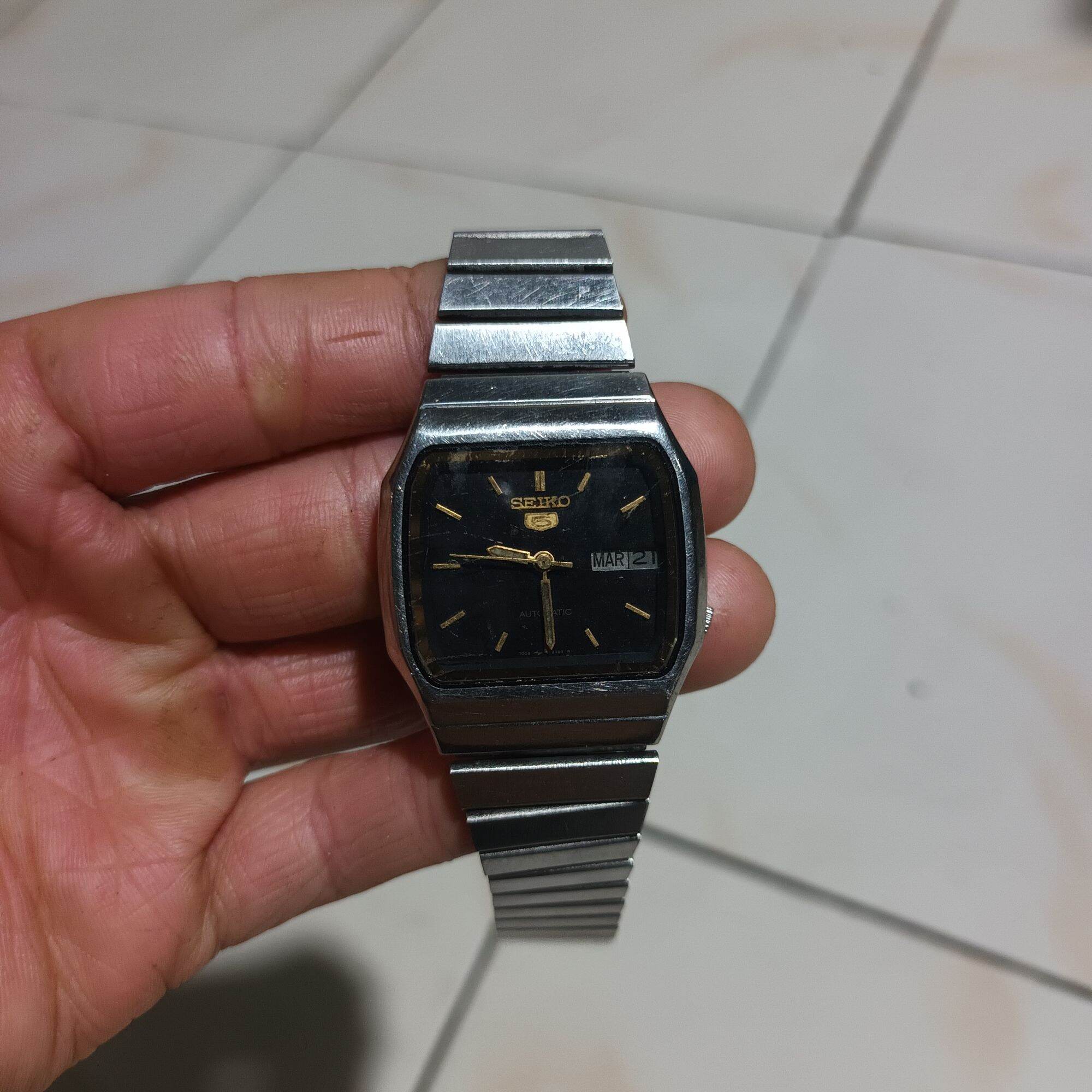 Đồng hồ seiko 5 Cổ tivi thủy vàng màu đen xanh thủy nguyên zin