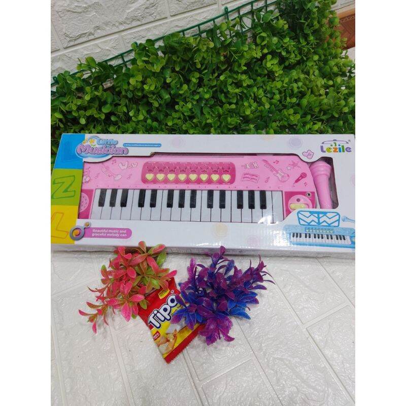 Đàn piano có micro có nhạc dành cho bé