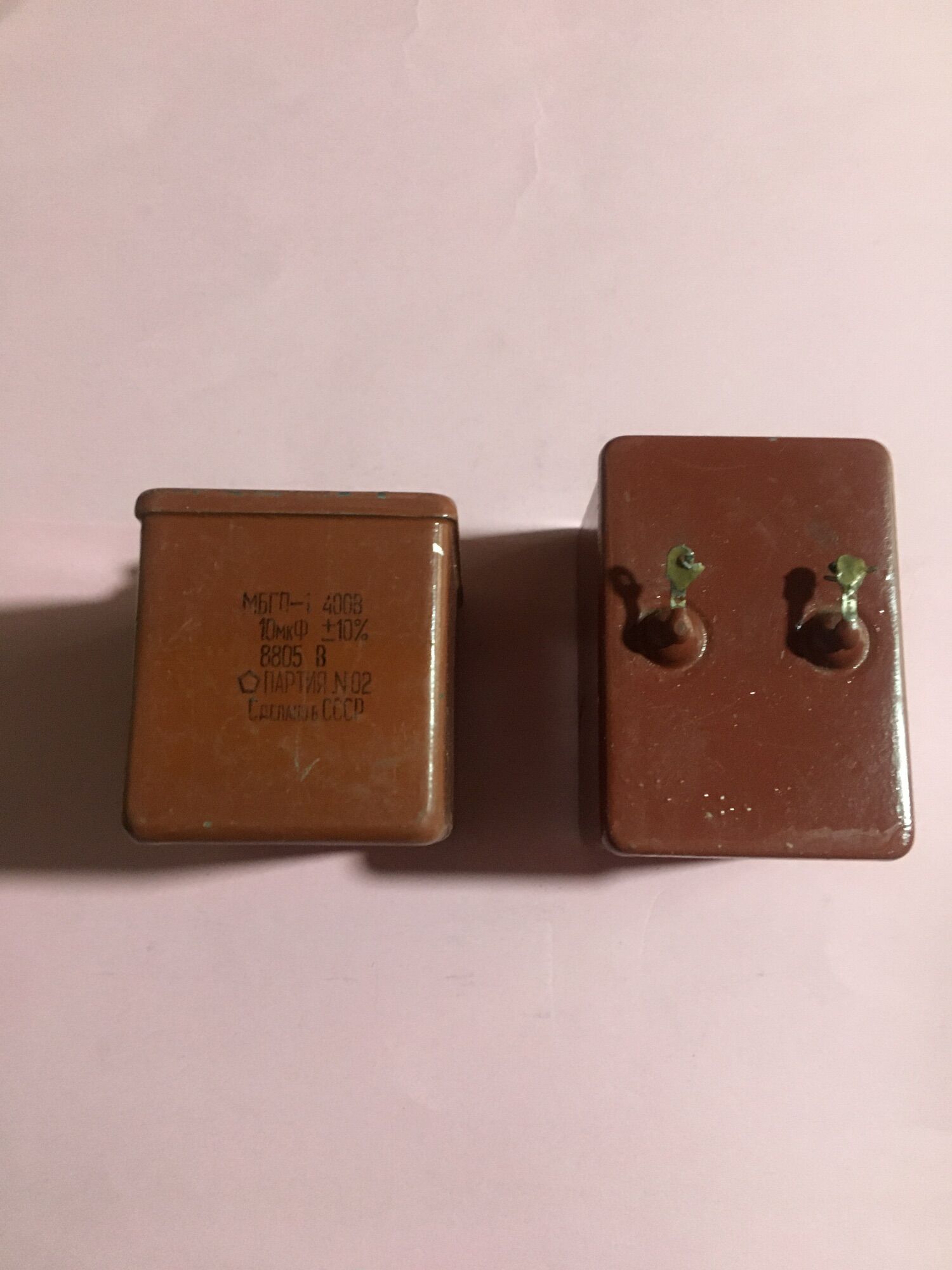 Tụ dầu 10ù400v-hàng tháo máy của Nga