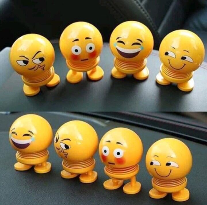 Con lắc Emoji gắn xe ô tô