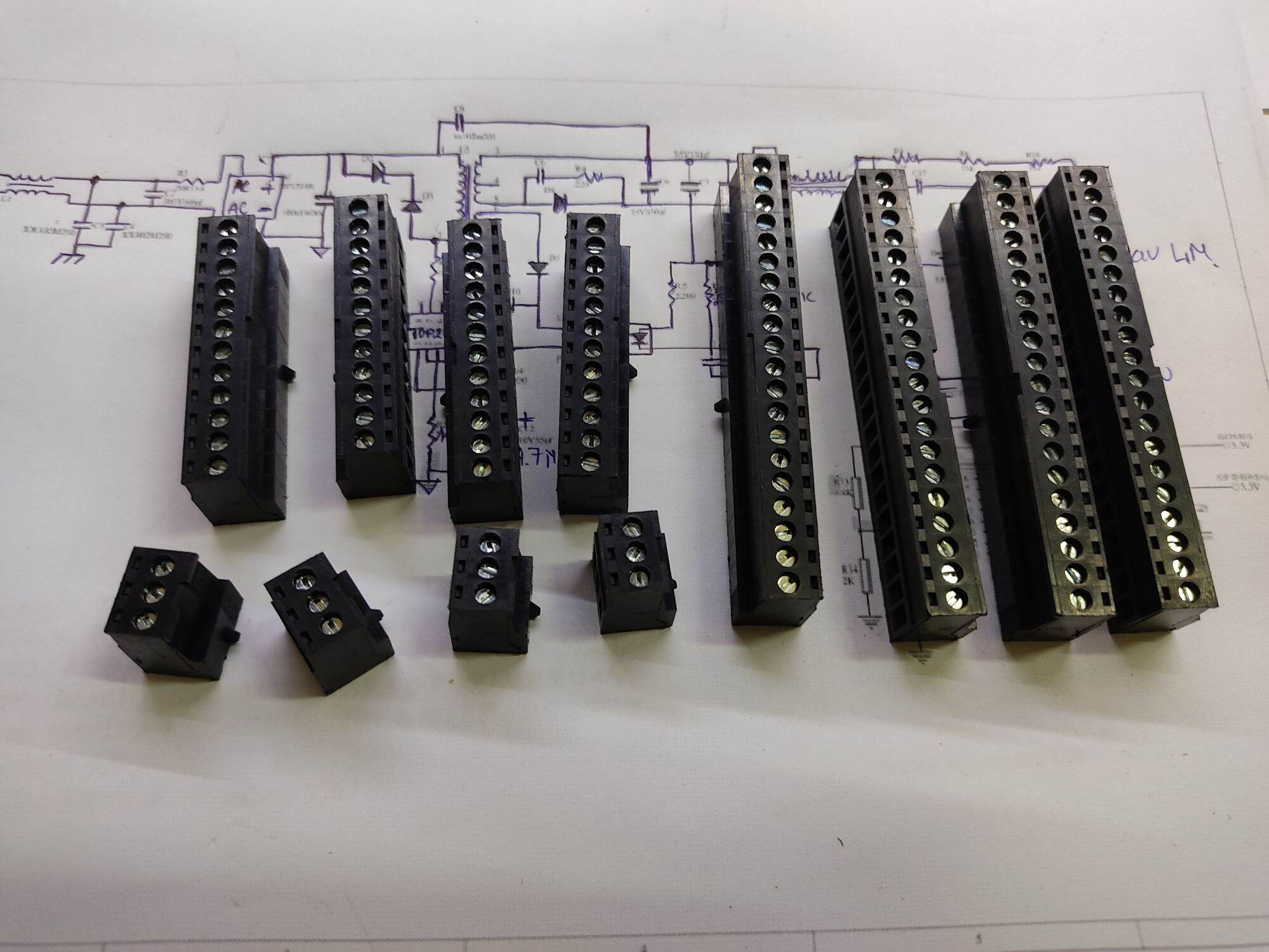 Cầu đấu dây plc siemens s7 1200. s7 1200 terminal