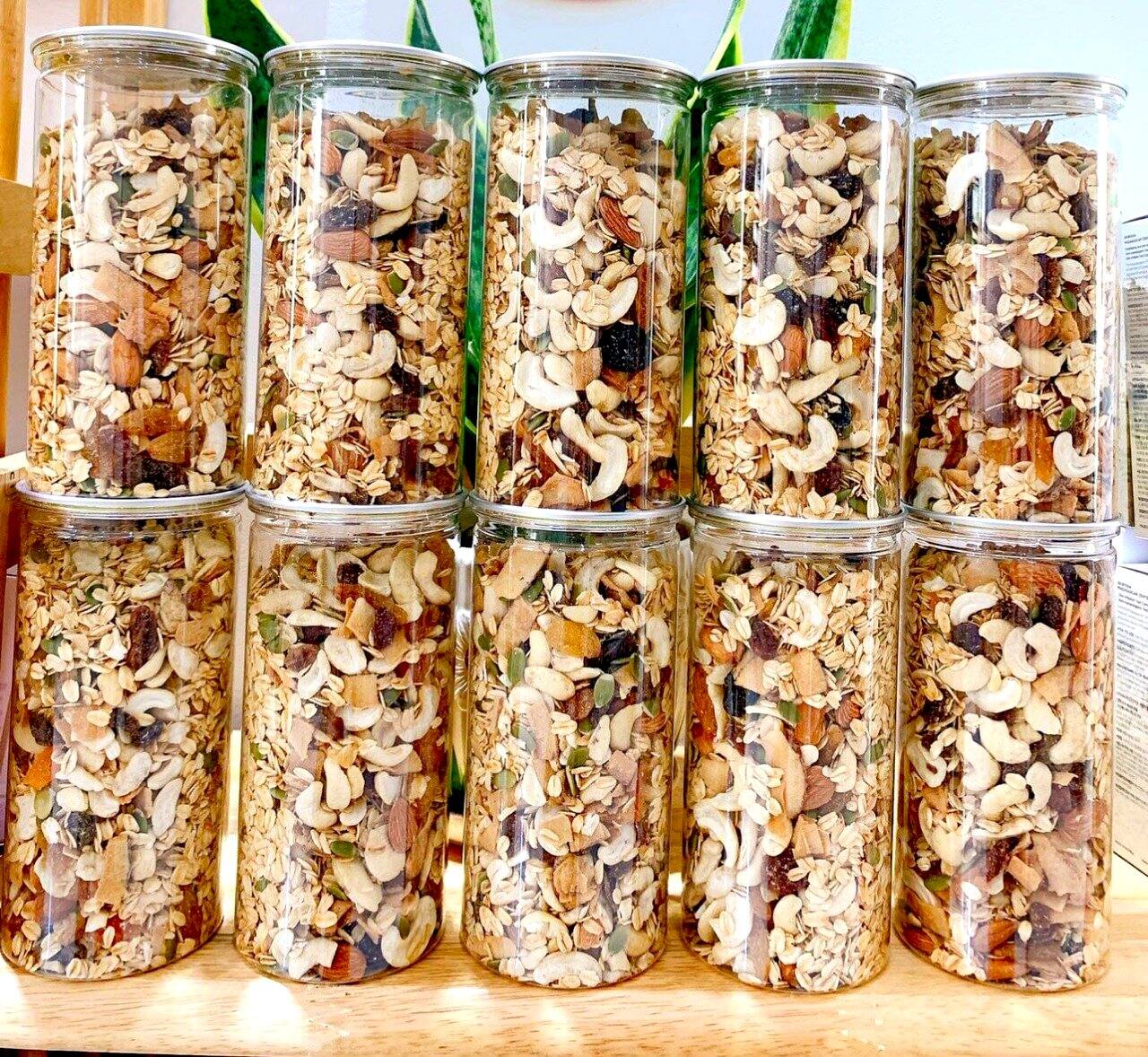 Granola Ăn Kiêng - Ngũ Cốc Ăn Kiêng Không Đường Nhiều Hạt  Hộp 500g