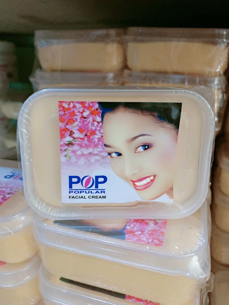 Kem vuông thái lan pop 100g