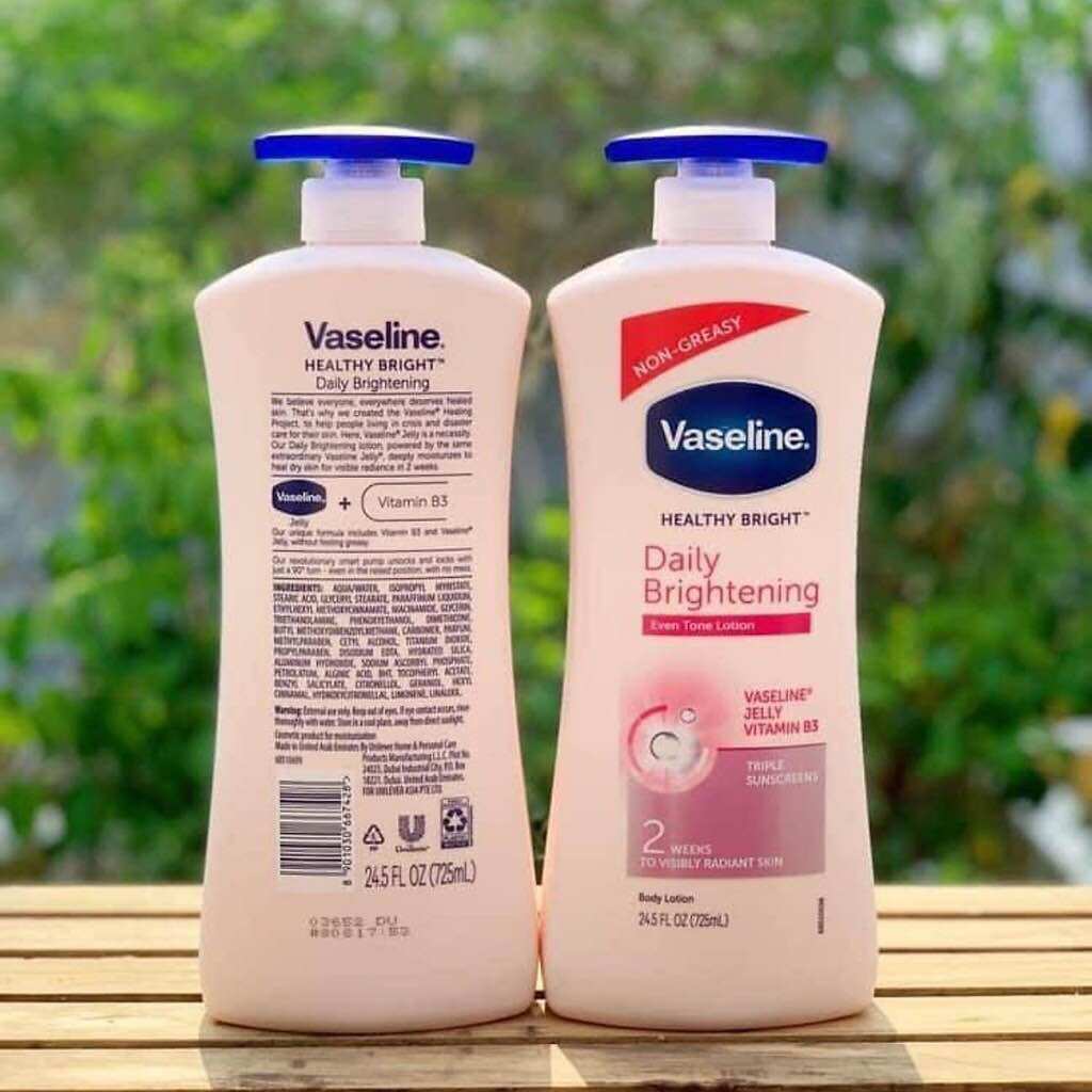 Sữa dưỡng thể dưỡng ẩm trắng da VASELINE 725ml mẫu mới