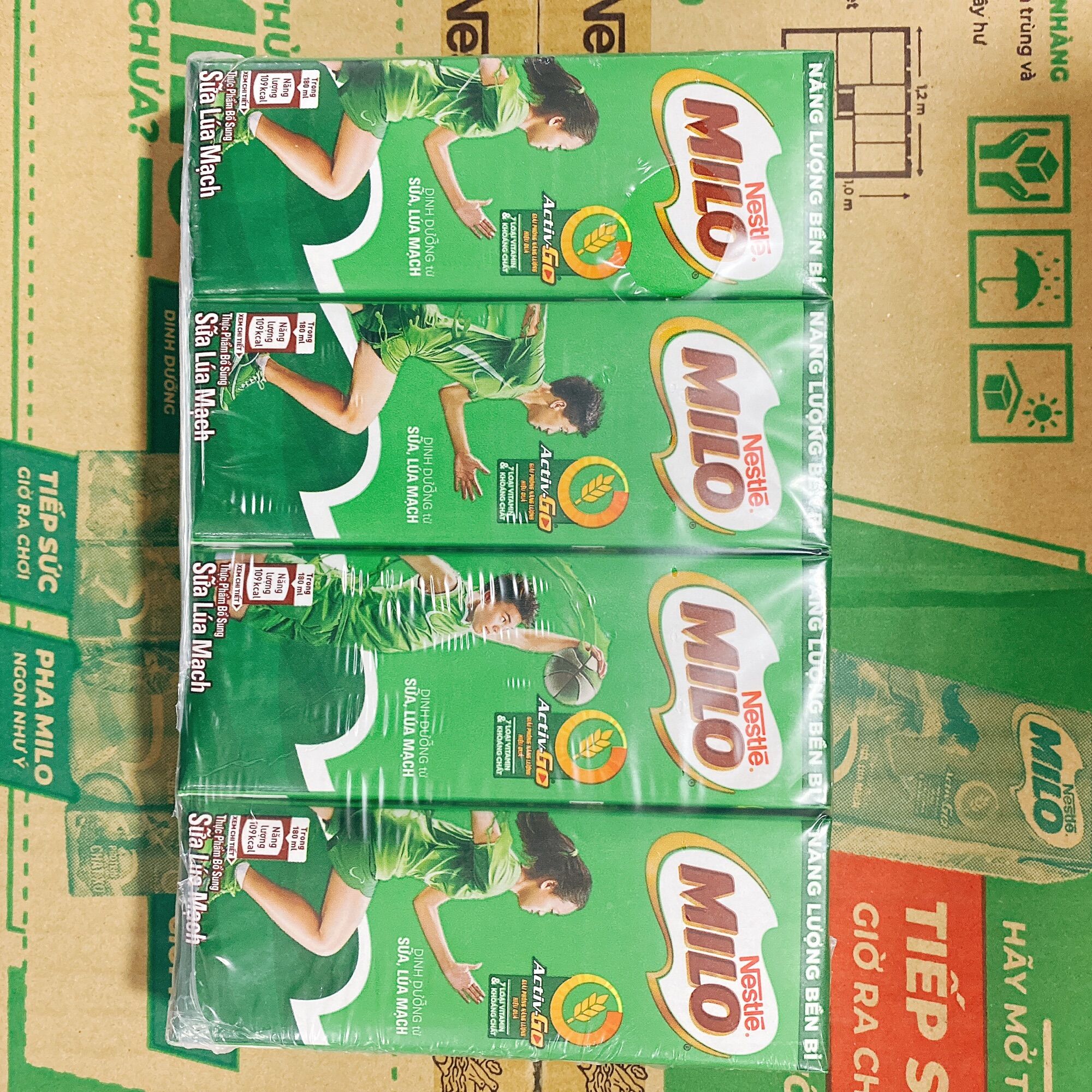 Lốc 4 hộp x 180ml sữa Milo Sữa lúa mạch Nestle -Date mới 8 tháng