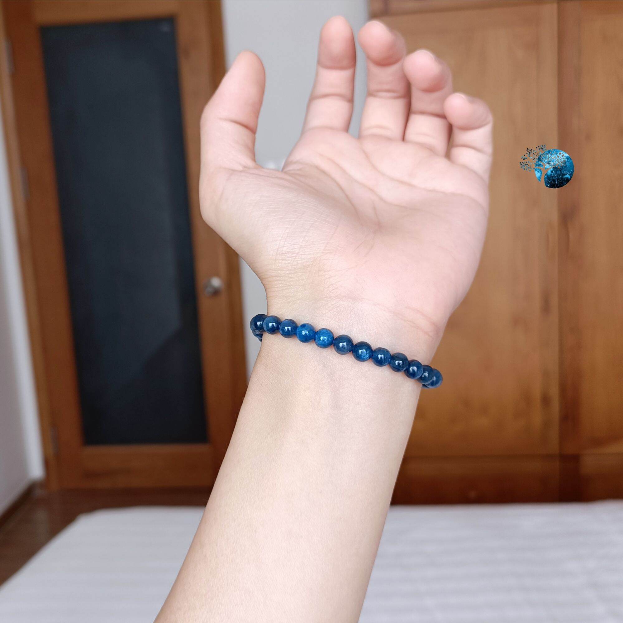 Vòng tay đá kyanite 4.5mm
