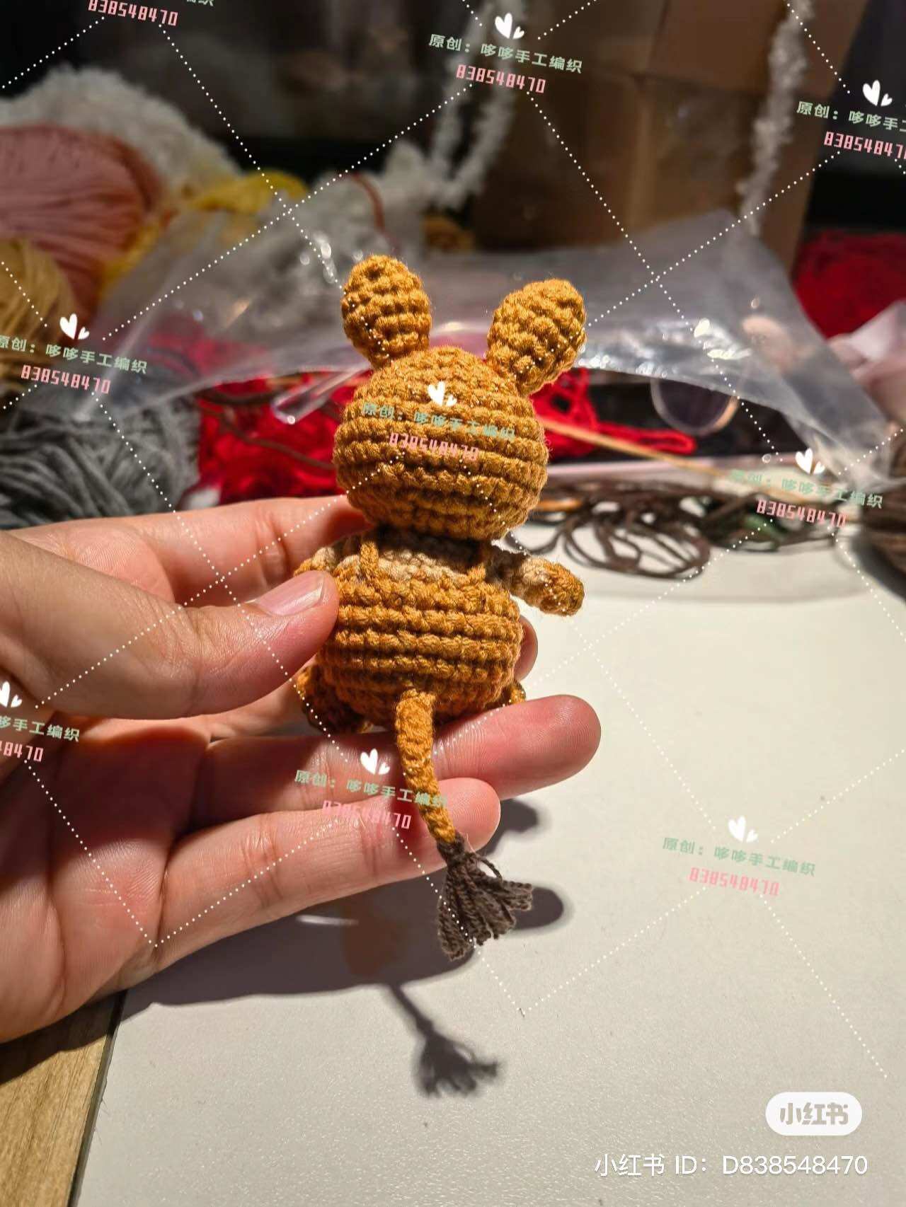 Móc khoá con bò len handmade