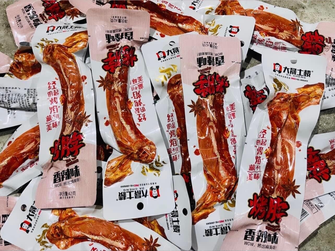 Cổ vịt cay Dechang 9k/ cái