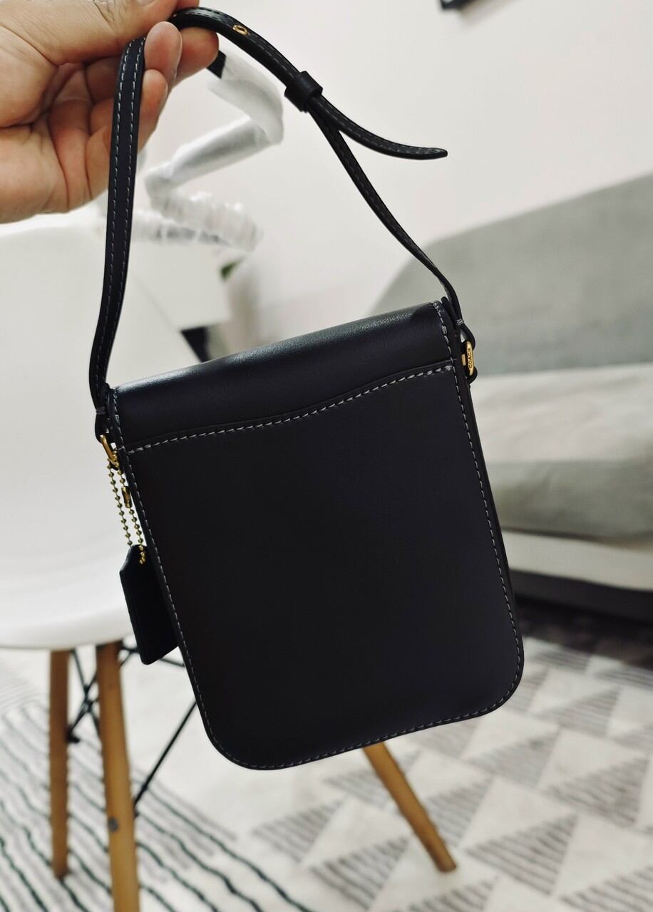 NEW COACH- 📱📱 - TALL STUDIO CROSSBODY CA057 chuẩn xịn