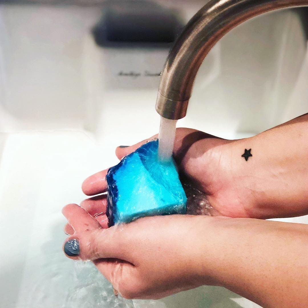 [HCM]Bánh xà phòng Outback Mate soap - LUSH