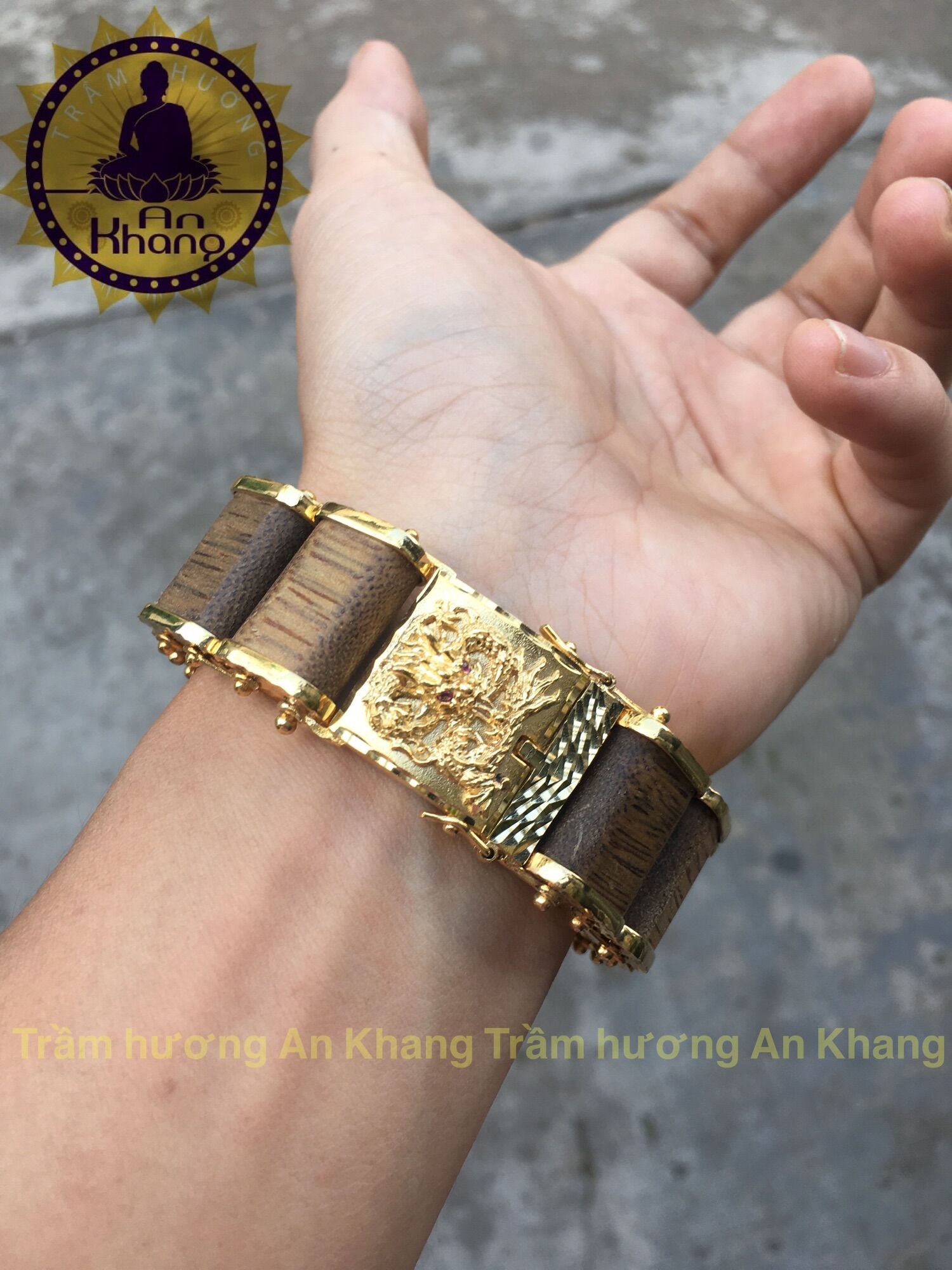 Lách tay trầm tốc tự nhiên