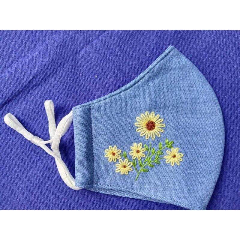 Khẩu trang thêu tay vải linen