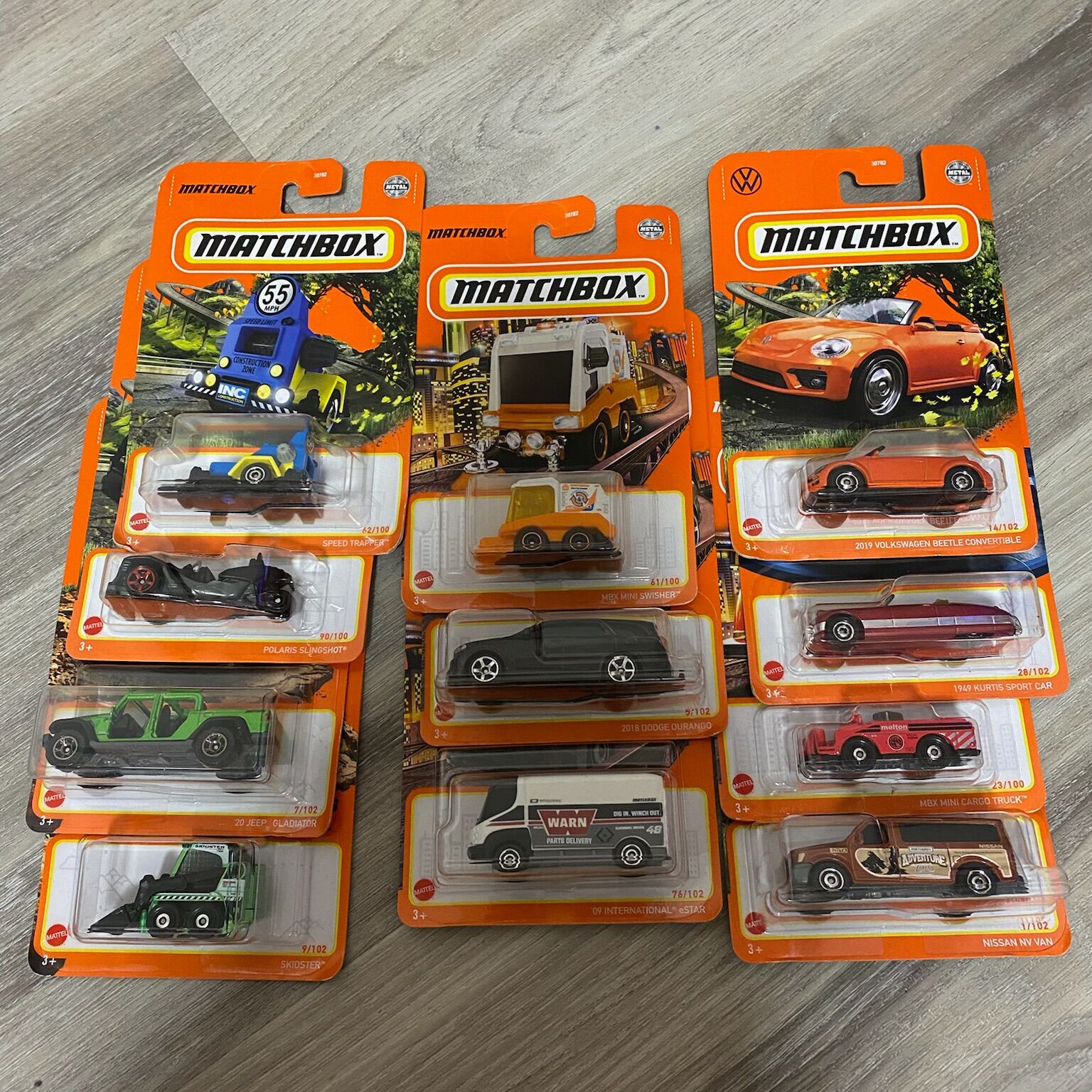 Xe mô hình matchbox tỷ lệ 1:64
