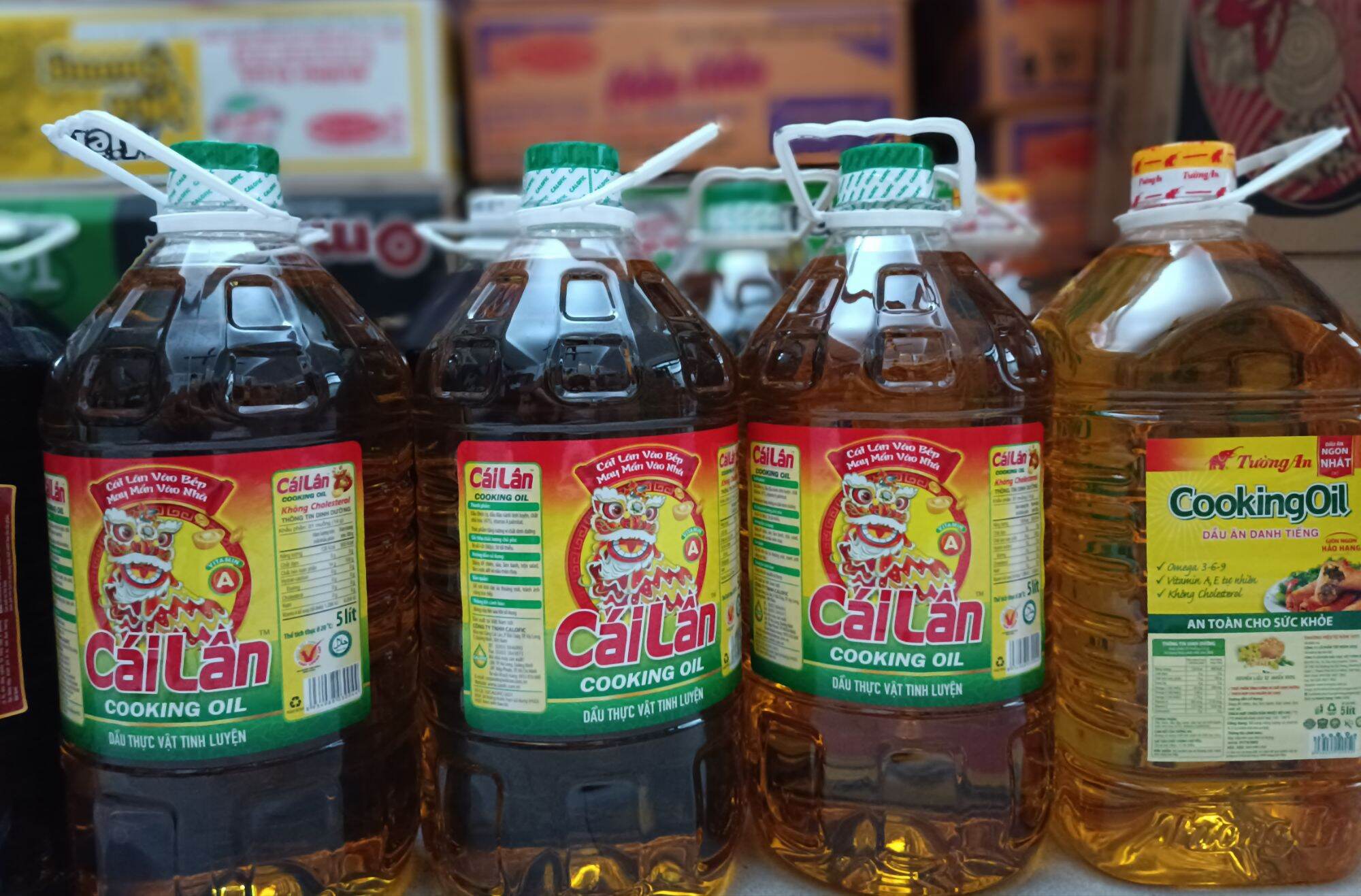 Dầu ăn Cái. Lân. - Chai 1L
