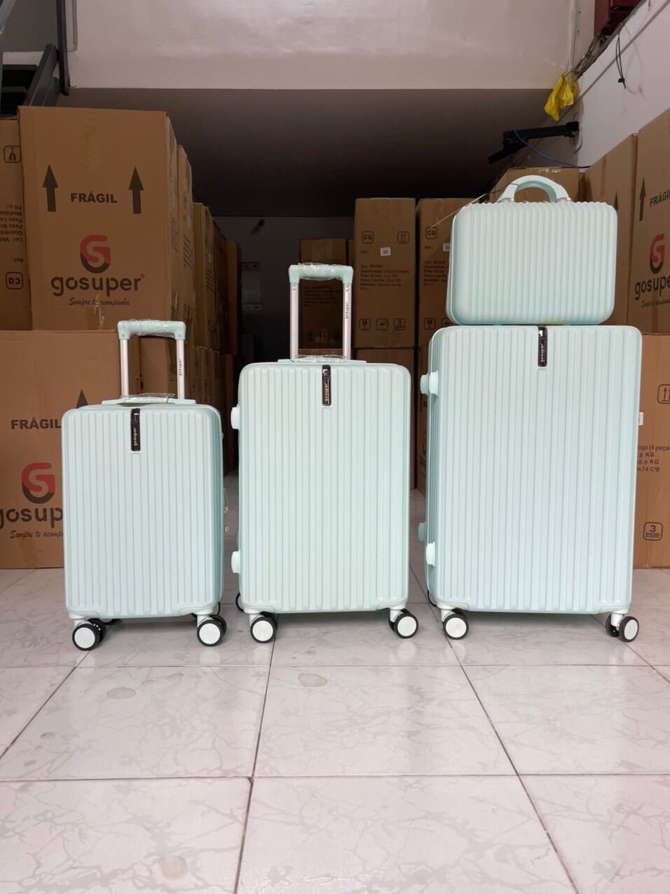 vali cao cấp size 24