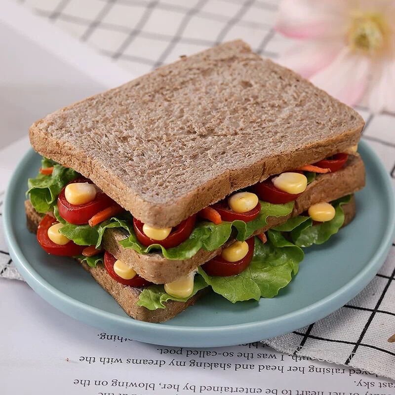 Bánh Mì Đen Lúa Mạch Sandwich Không Đường 500G