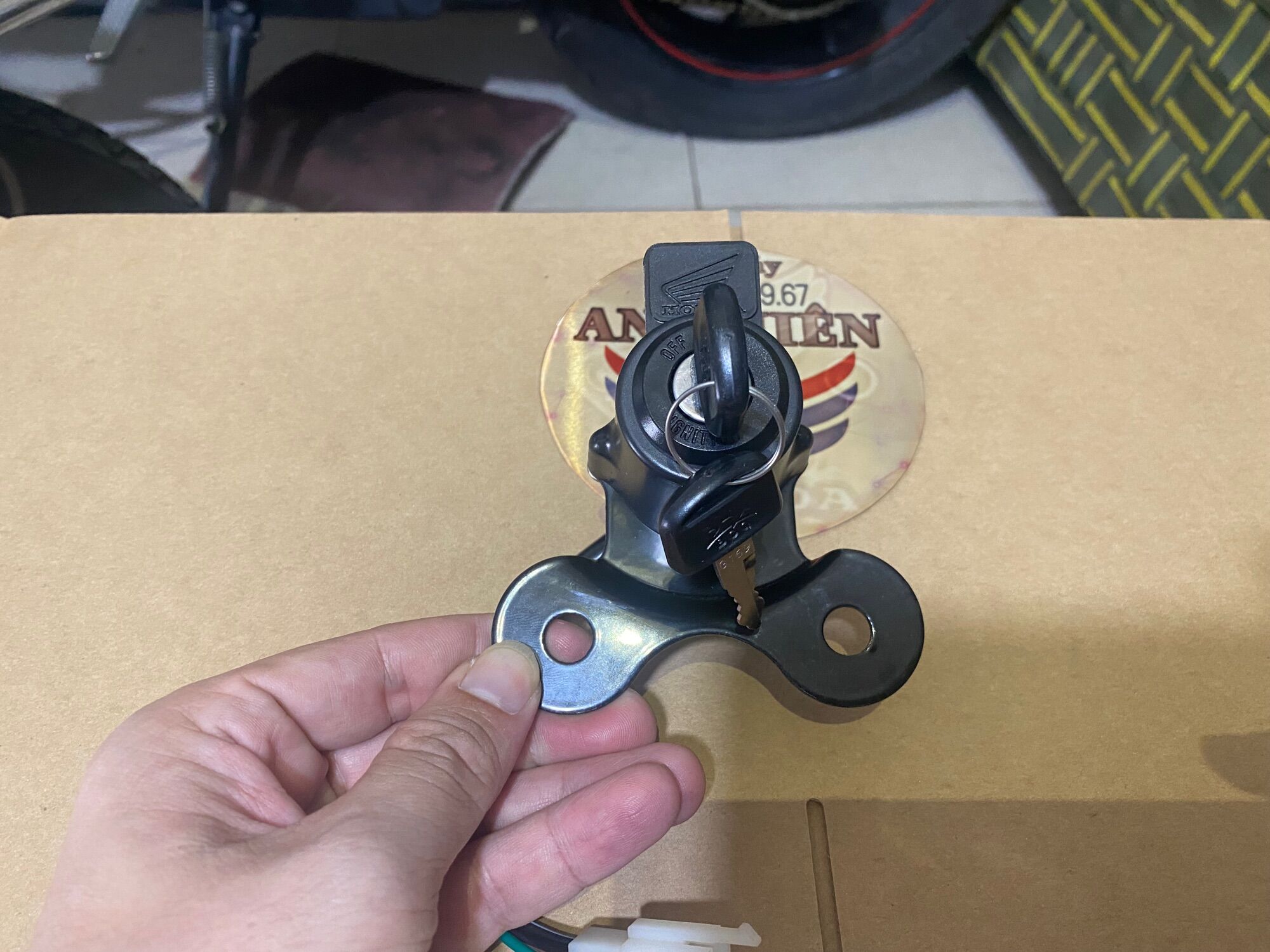 Ổ Khóa Công Tắc Khởi Động 68 CD CL