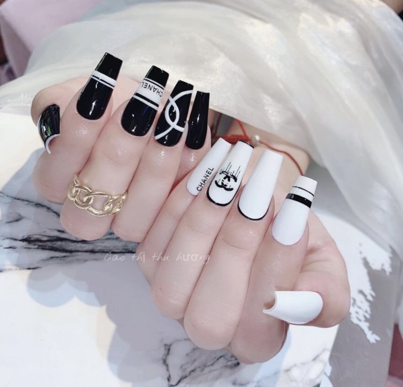 . Nailbox _ móng giả xinh xinh ( tặng keo + dũa móng)