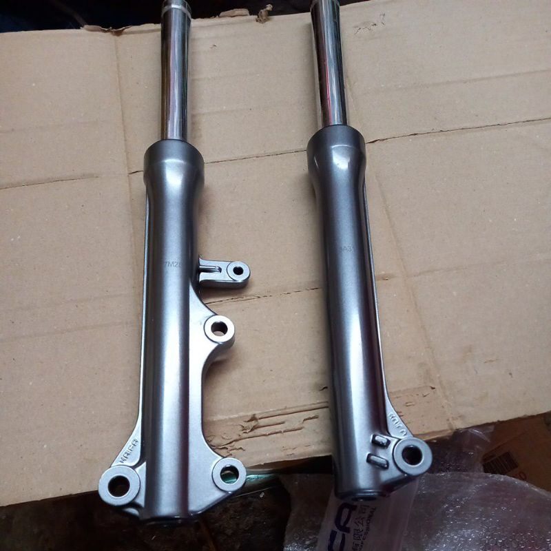 [HCM]phuộc trước đĩa gắn sirius jupiter taurus