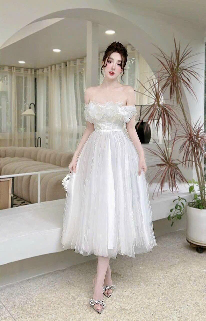 ĐẦM  LƯỚI CÔNG CHÚA BẸT VAI ĐÍNH HOA